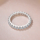 Elegance Ring – Subtle Light