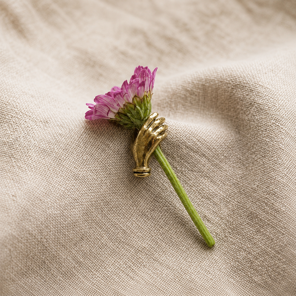 Bloom Brooch — A Moment of Nature