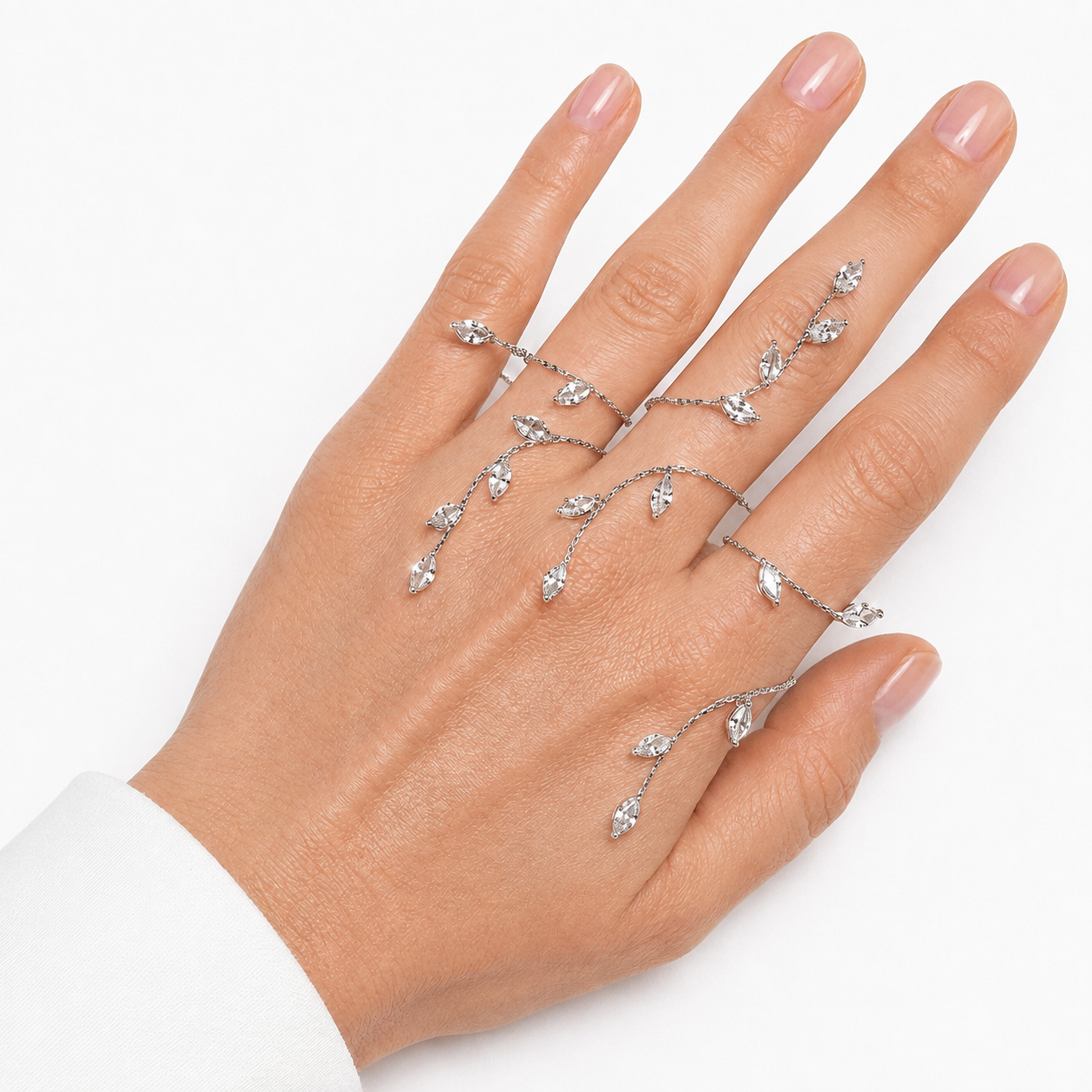 Ivy Bracelet — A Light That Entwines