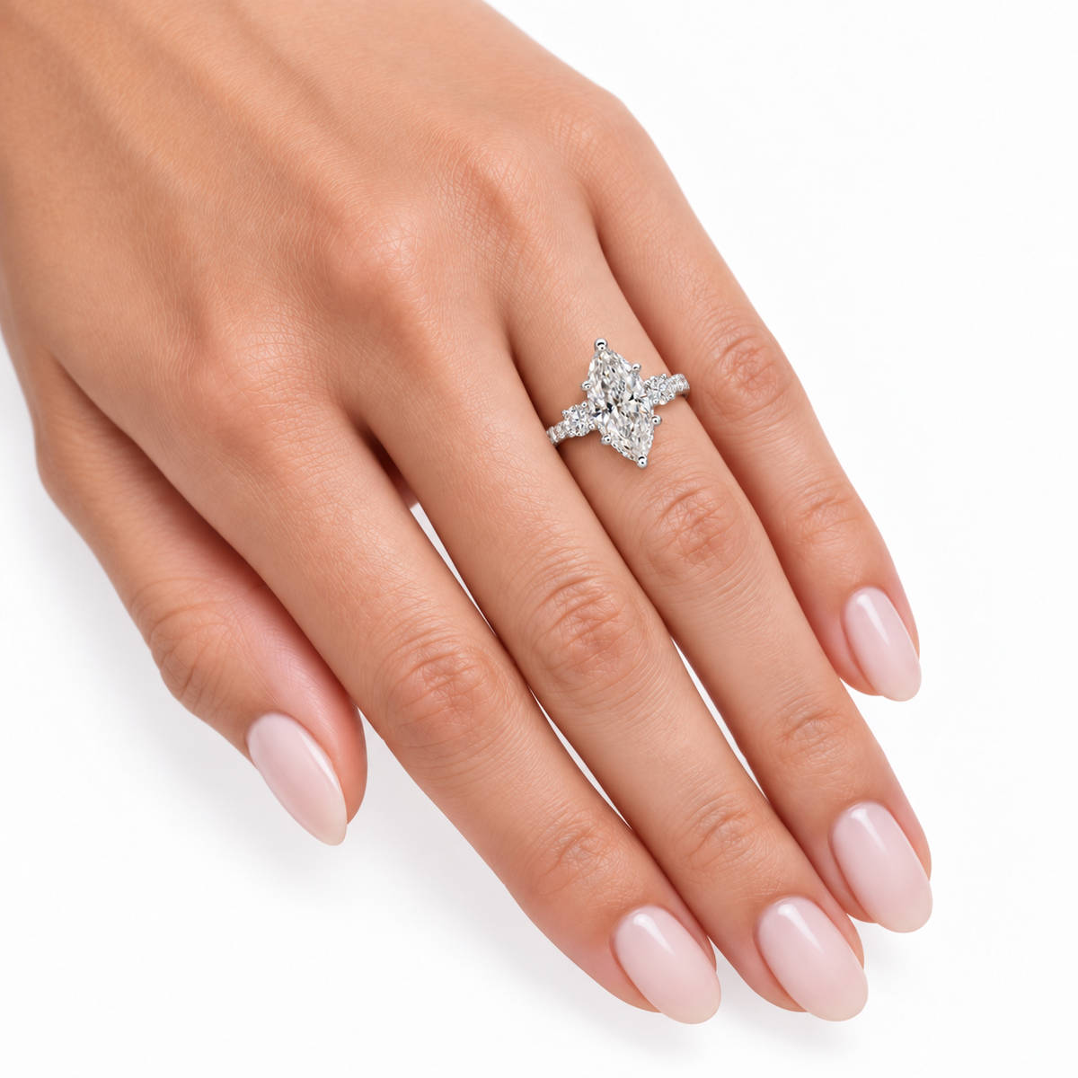 Altesse Ring — A Naturally Majestic Light